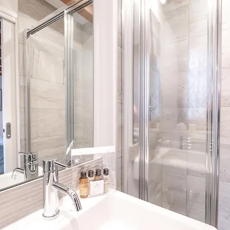 Superbe 4 Etoiles Avec Sauna Et Garage Proche Des Pistes - Fr-1-343-184 *